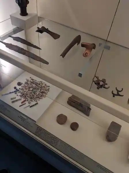 Hoards served as safe and concealed storage places for valuable objects, located at the Pergamon museum